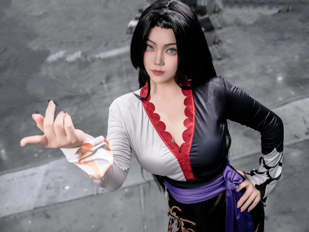 cosplay boa hancock nổi bật 
