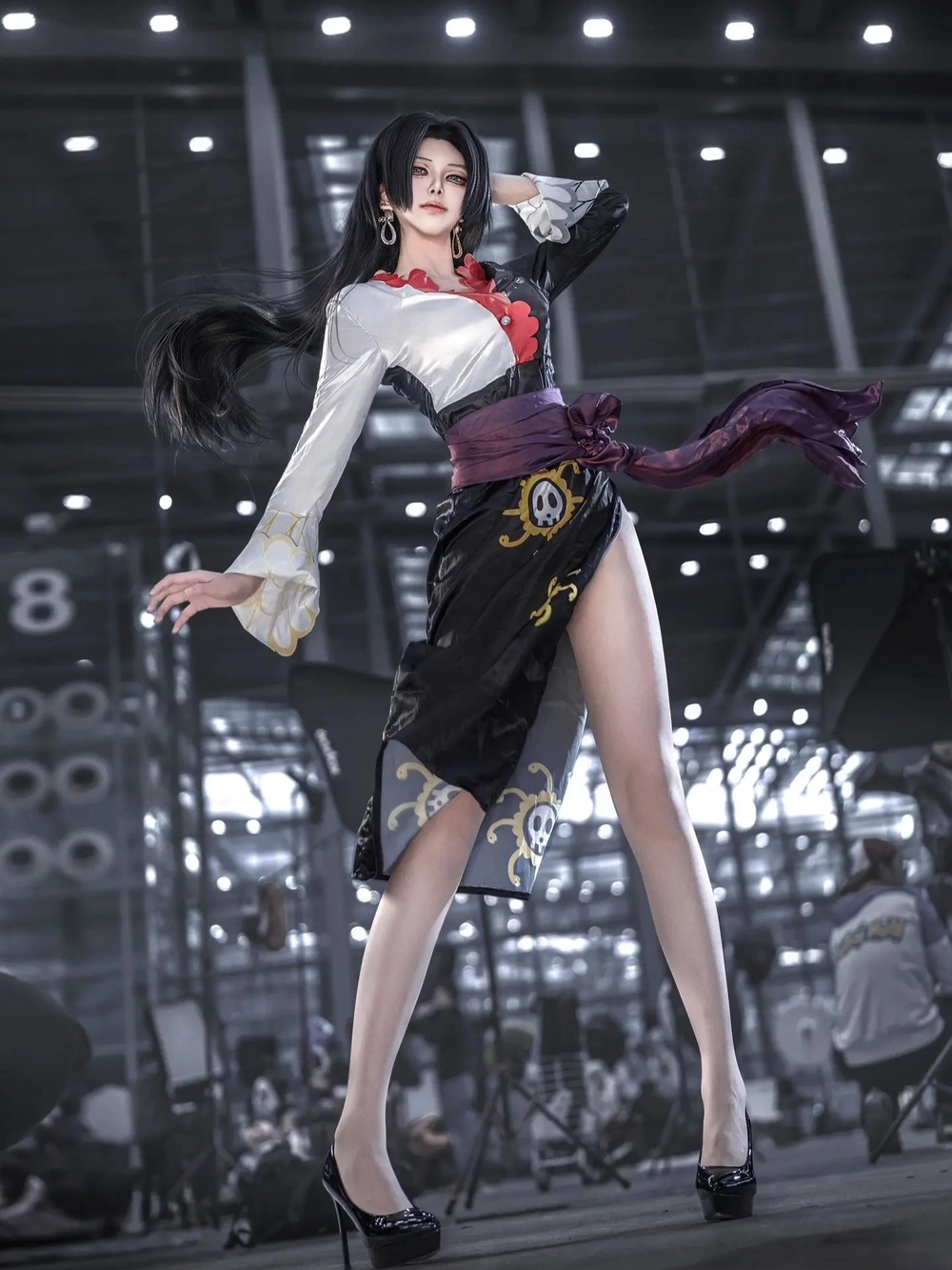 boa hancock cosplay ngoại cảnh 