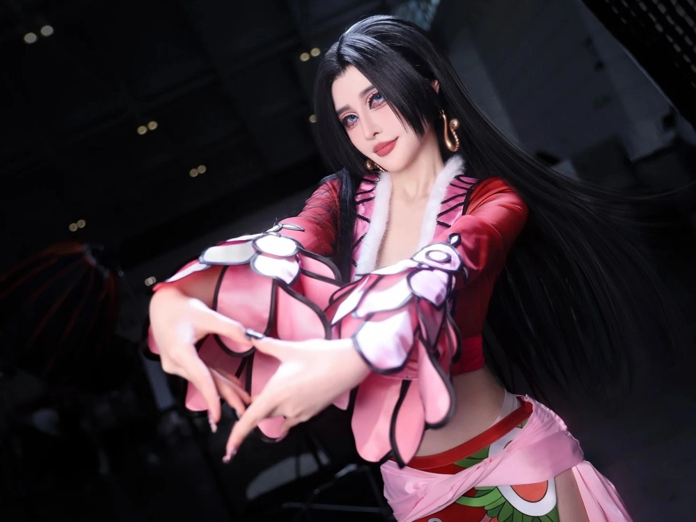 ảnh hot cosplay boa hancock 
