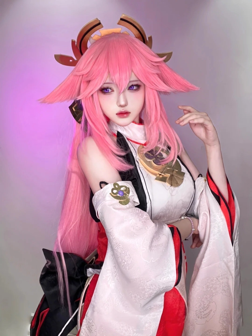 cosplay yae miko sexy