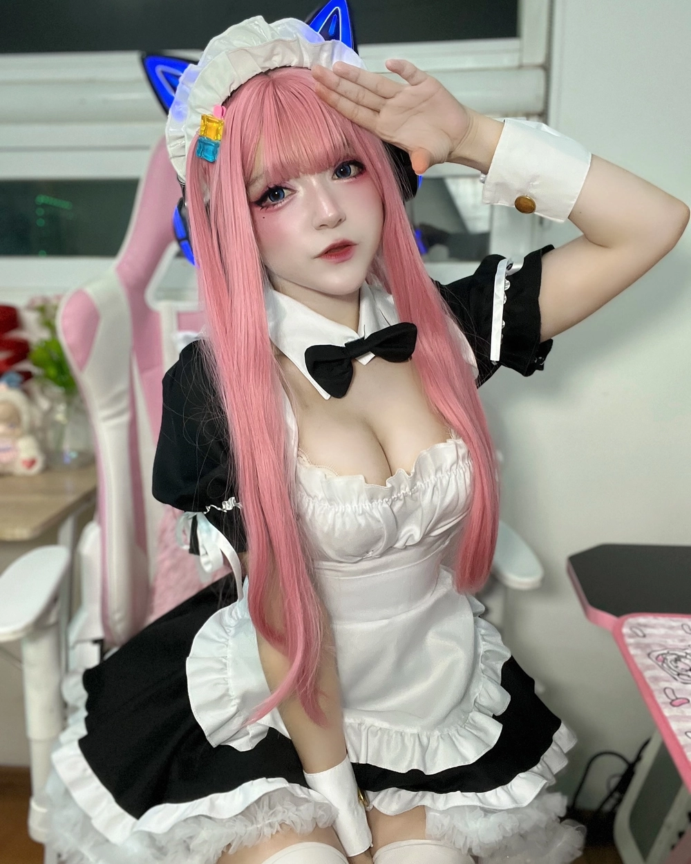 ảnh cosplay hầu gái cosplay nổi bật 