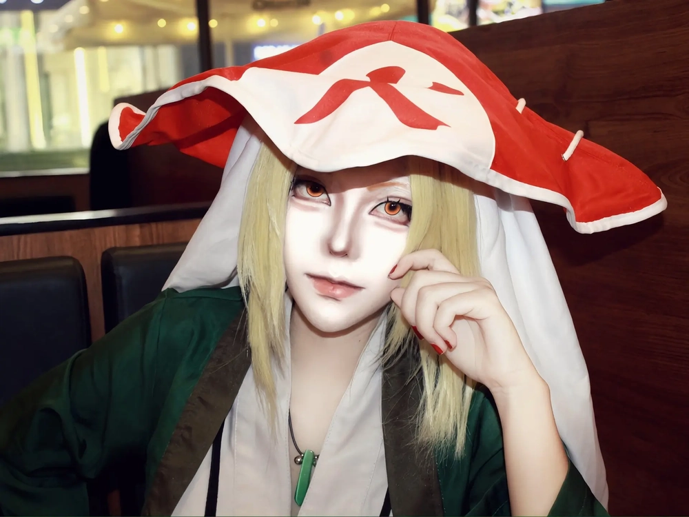 cosplay tsunade naruto thần thái 