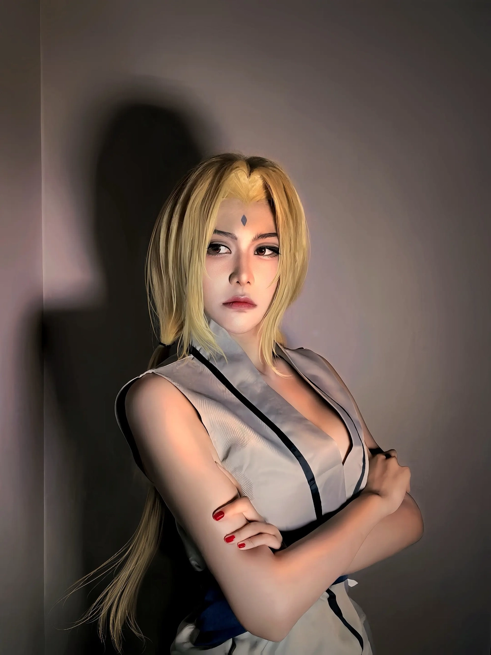 cosplay tsunade tạo hình giống anime 