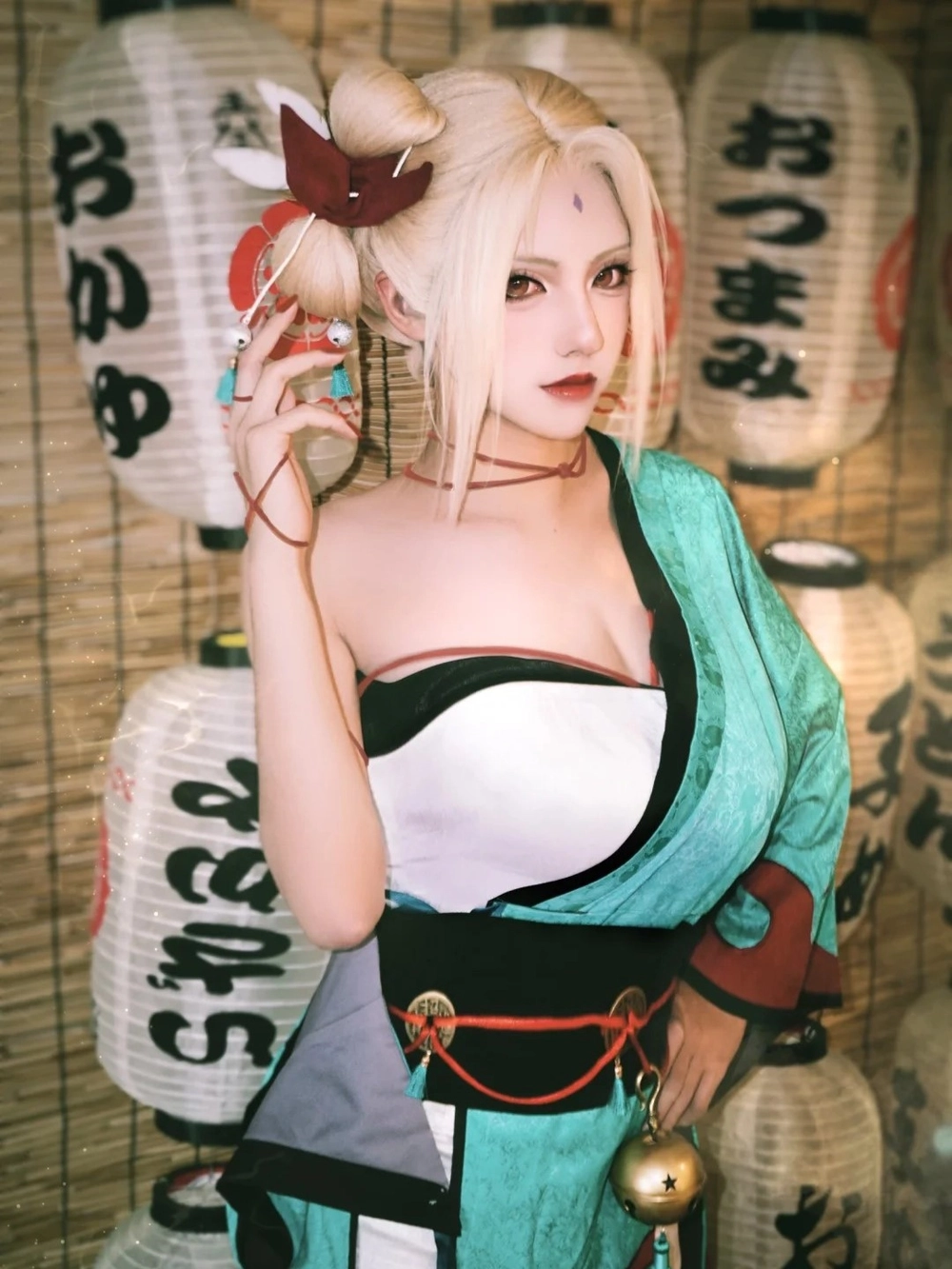 naruto cosplay tsunade trang phục chuẩn 