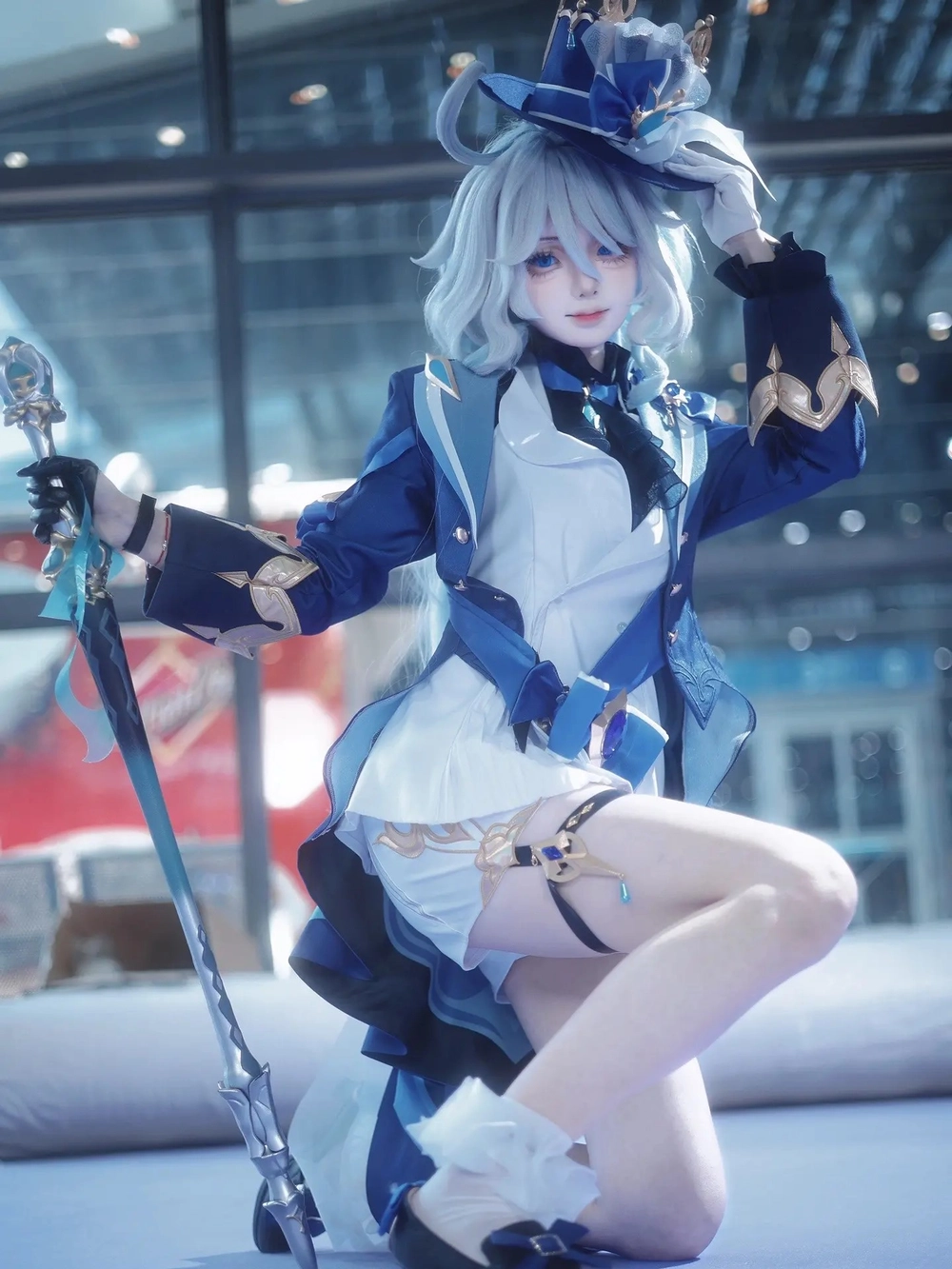 furina cosplay genshin ấn tượng 