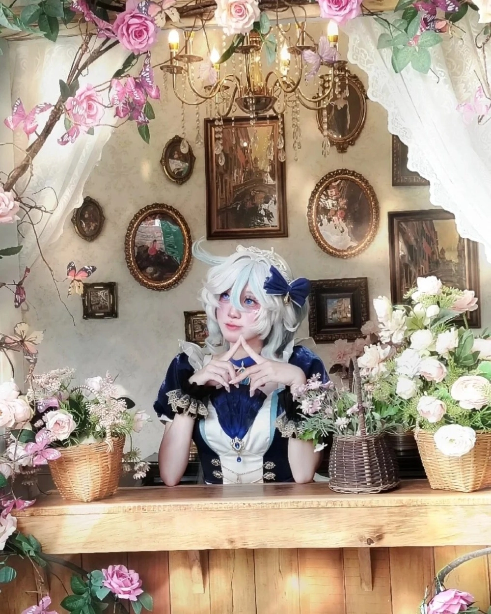 cosplay furina nhân vật genshin 