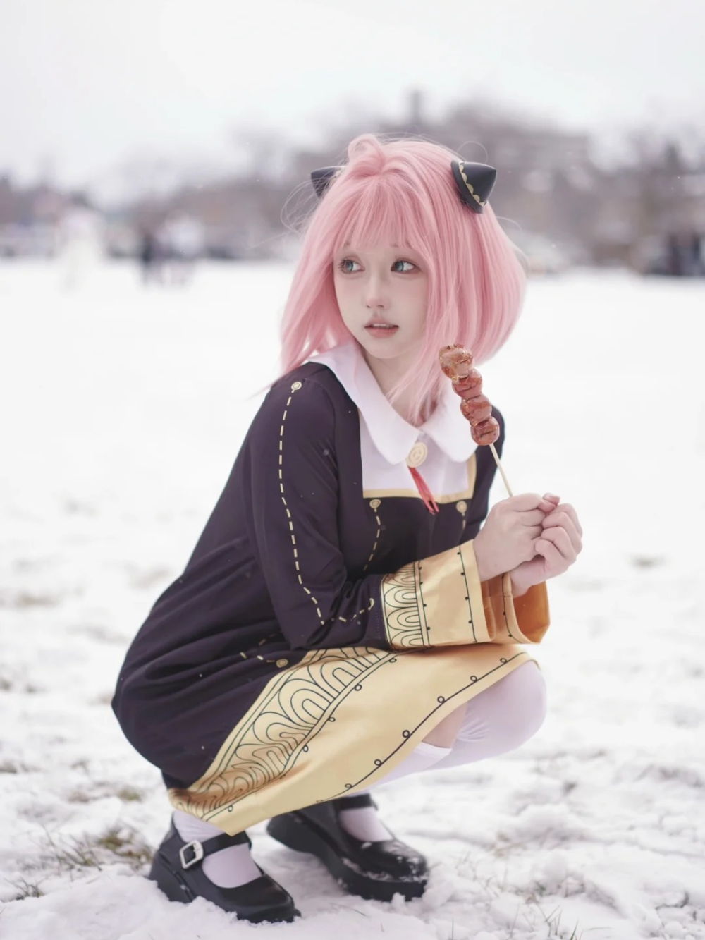 ảnh cosplay nhân vật anya