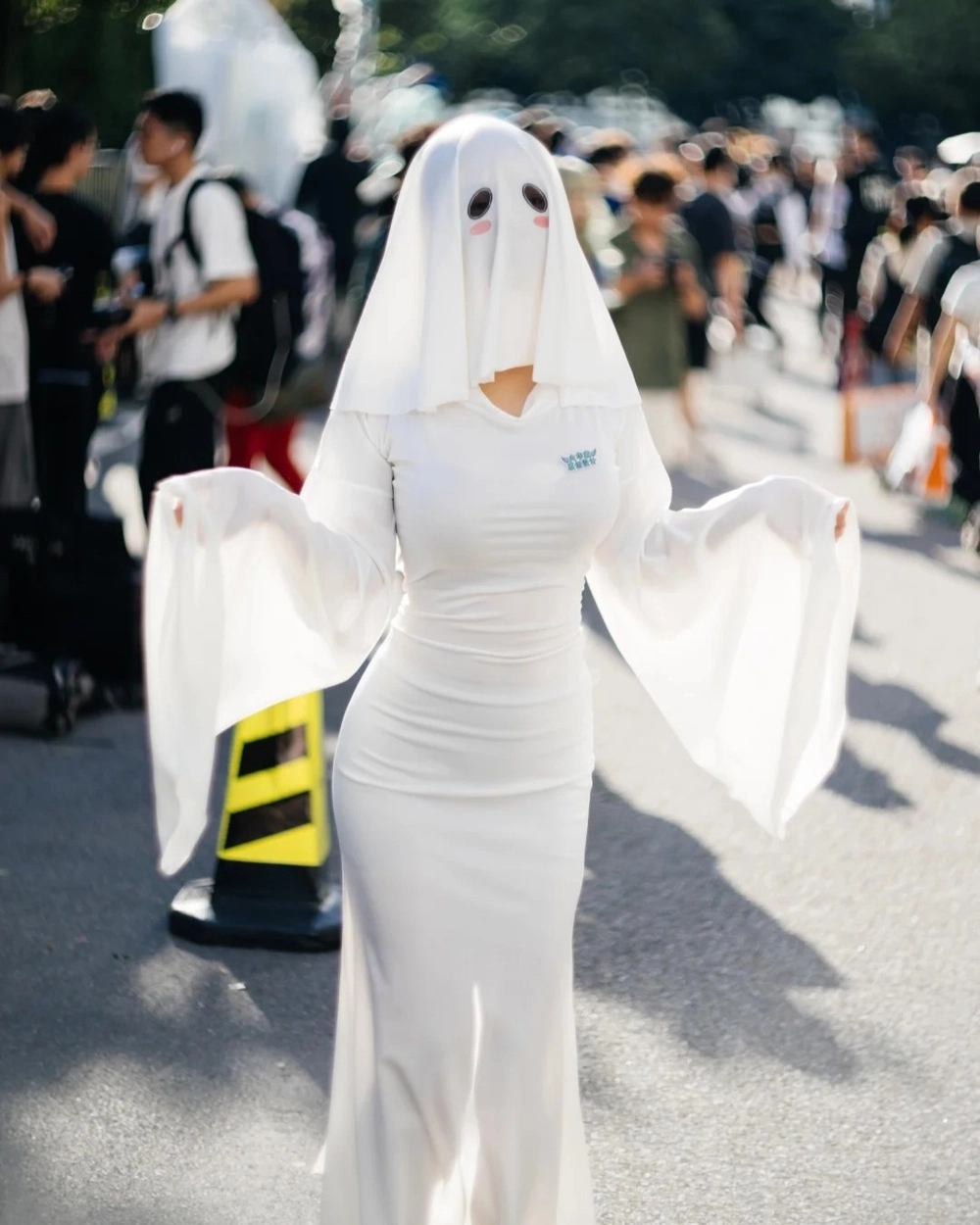 hình cosplay gái ma lạnh lùng 