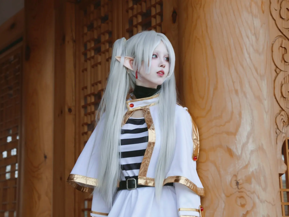 hình ảnh cosplay sousou no frieren