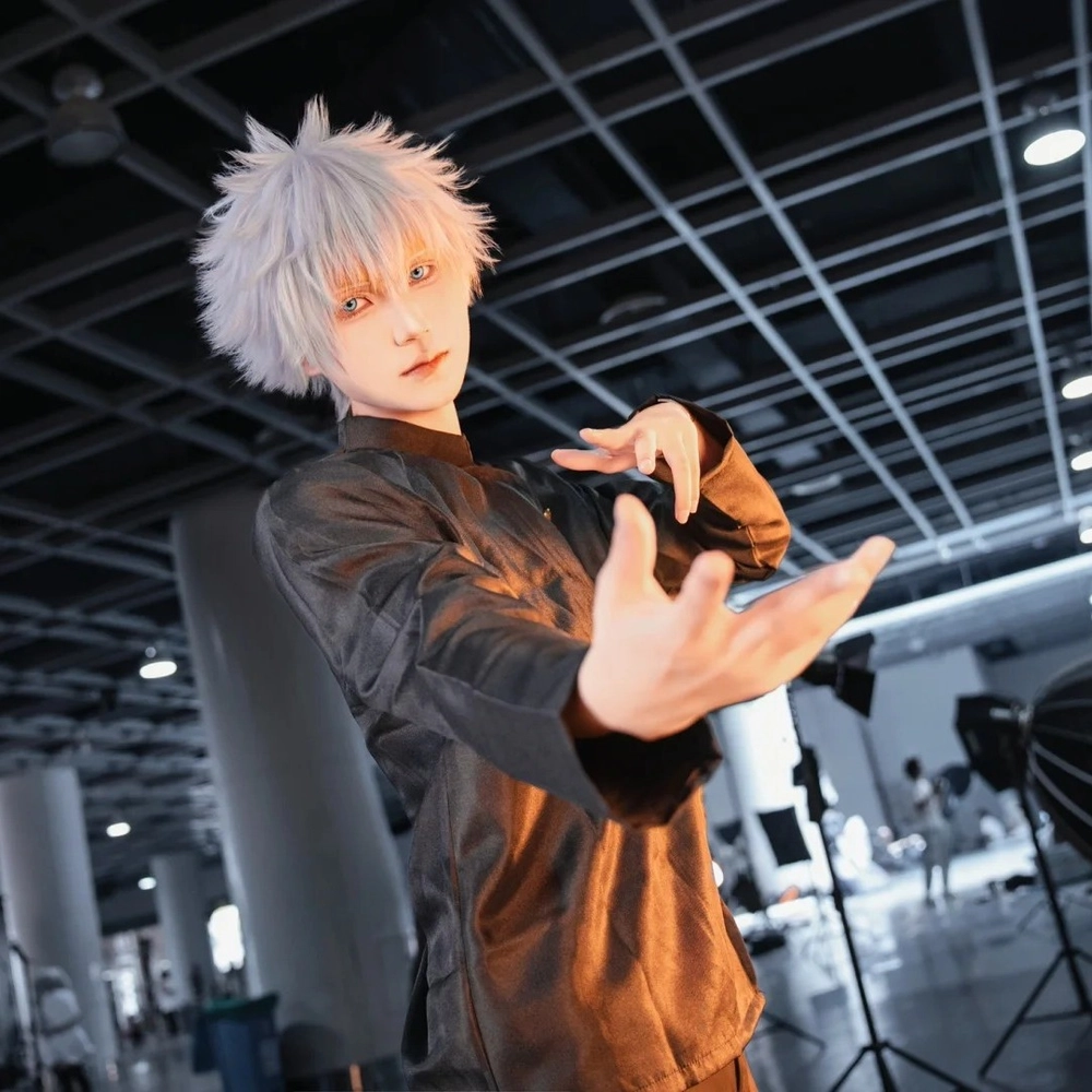cosplay nhân vật gojo 