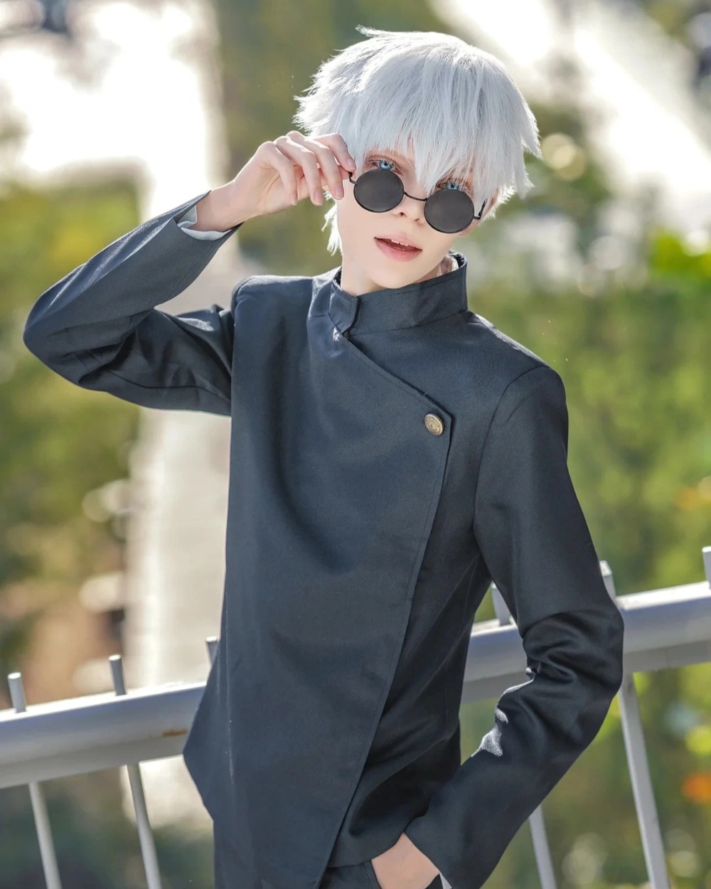 gojo cosplay phiên bản anime đẹp 