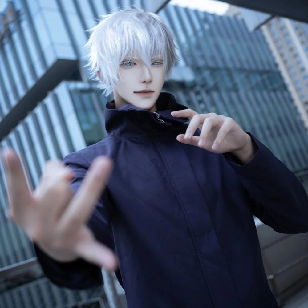 gojo cosplay trong các pha hành động 