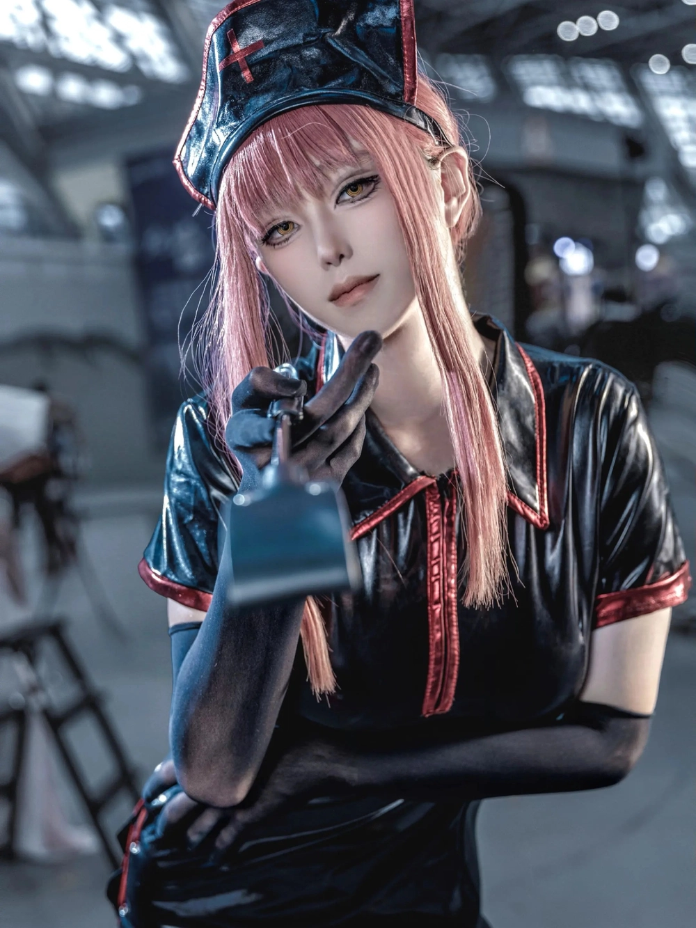 cosplay makima ấn tượng 