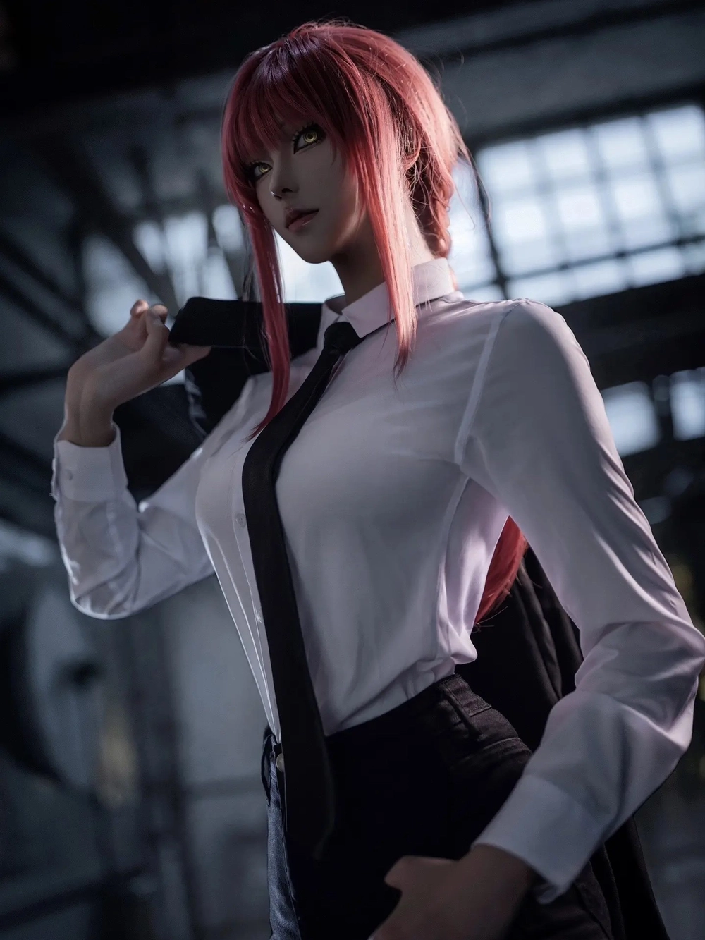 cosplay makima phiên bản chainsaw man 
