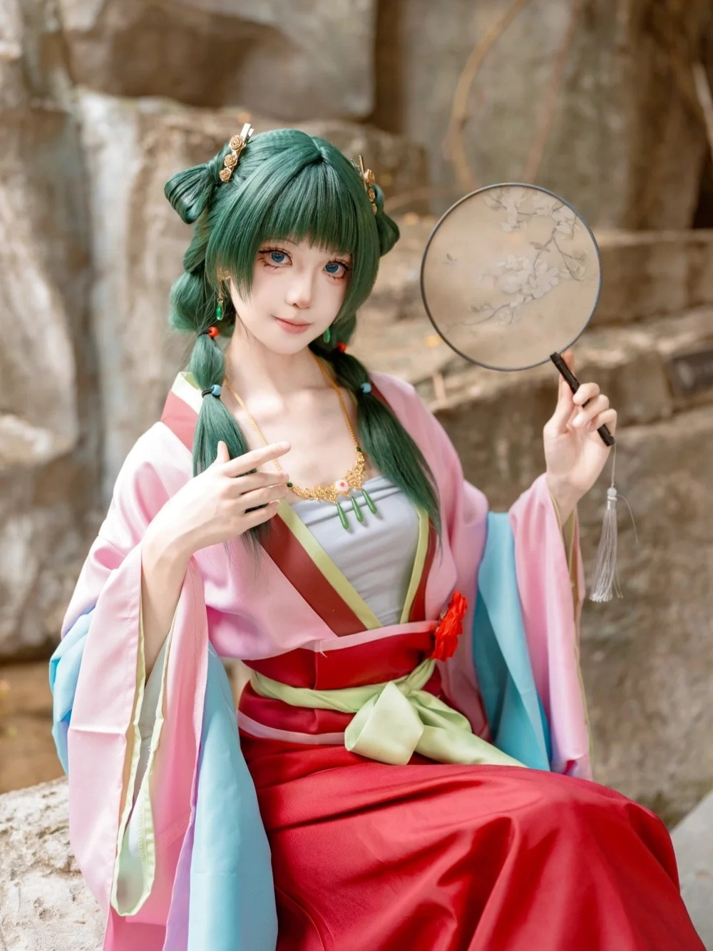 Maomao cosplay ảnh nghệ thuật