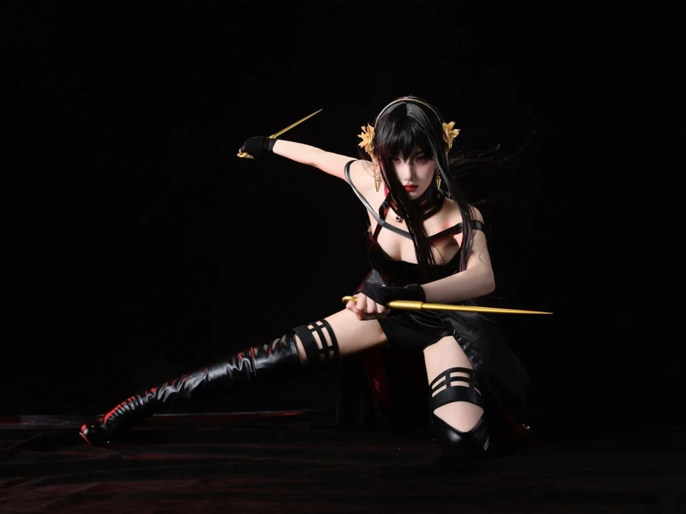 hình cosplay yor forger mới nhất