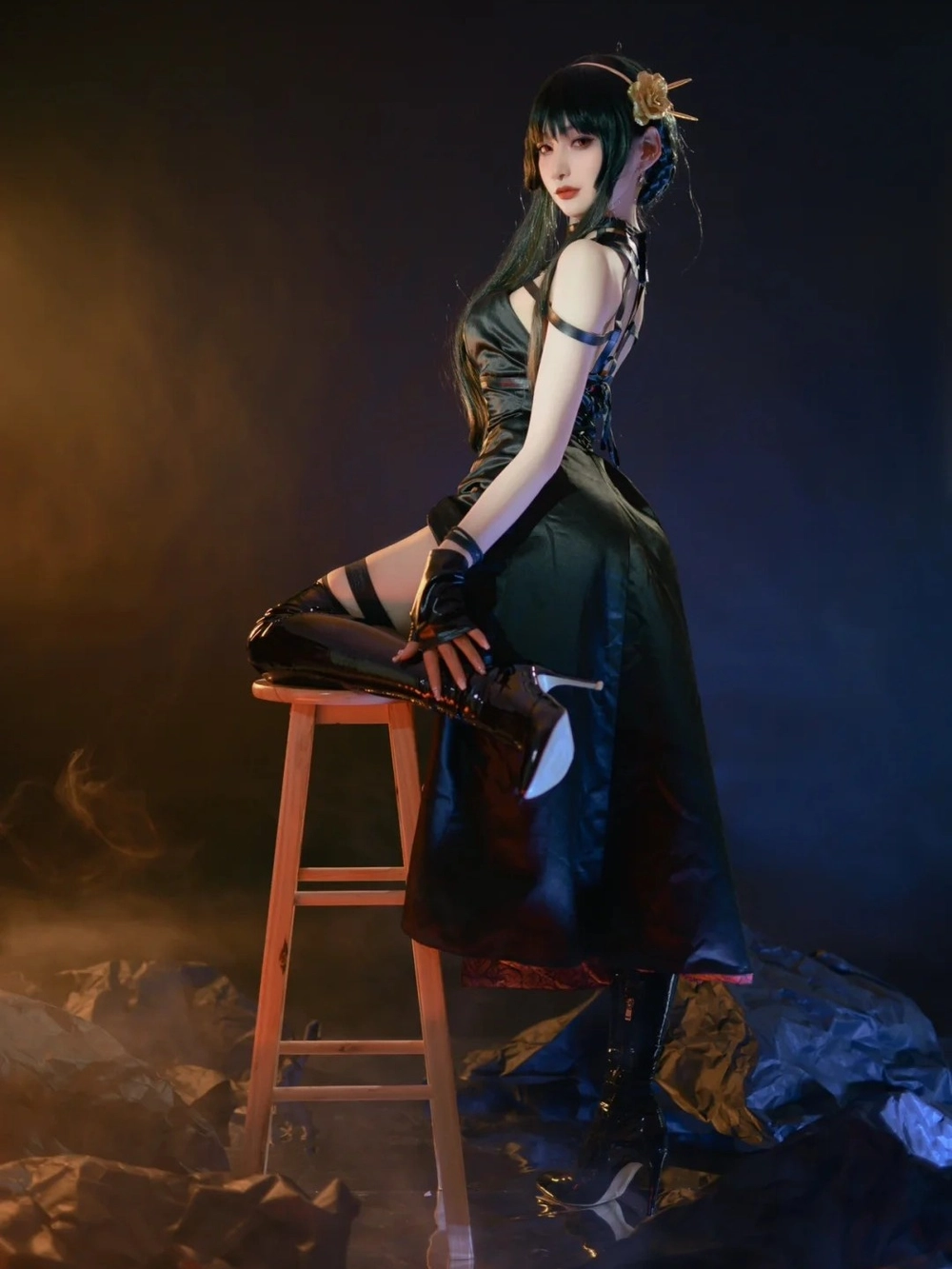 yor cosplay spy x family phong cách sexy