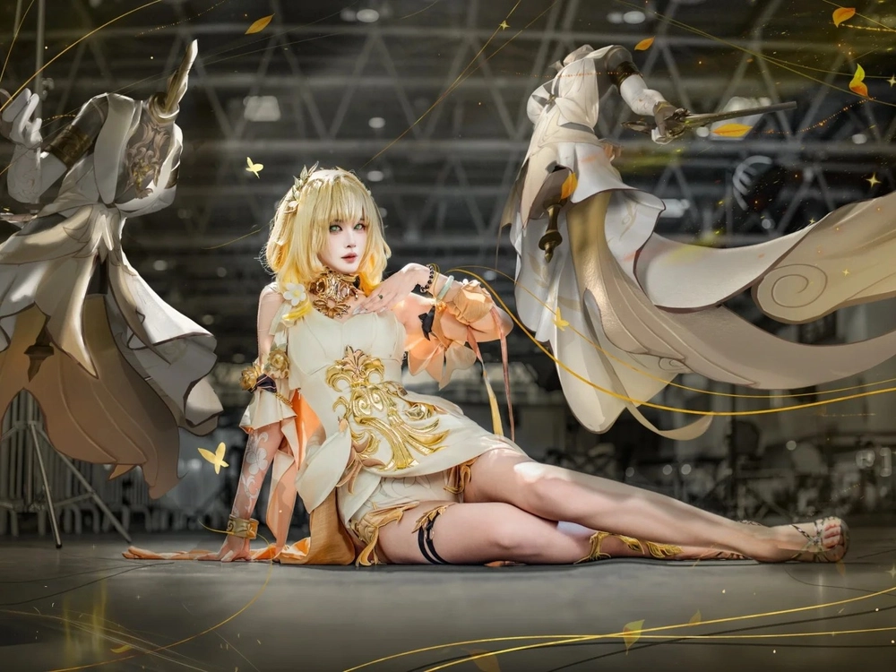 hình nhân vật Aglaea cosplay