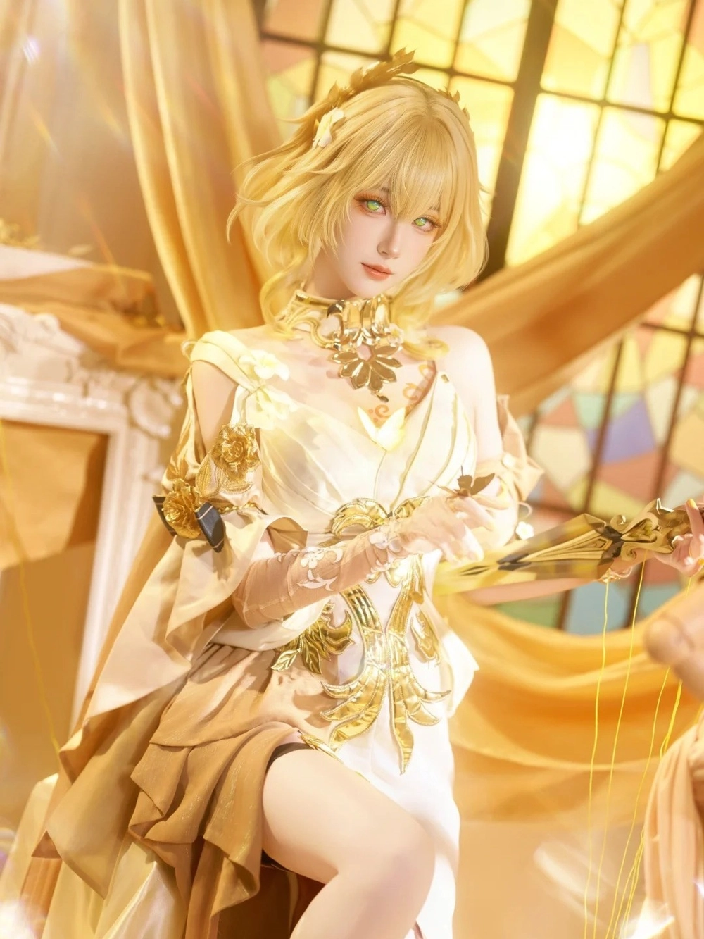 ảnh đẹp cosplay Aglaea HSR