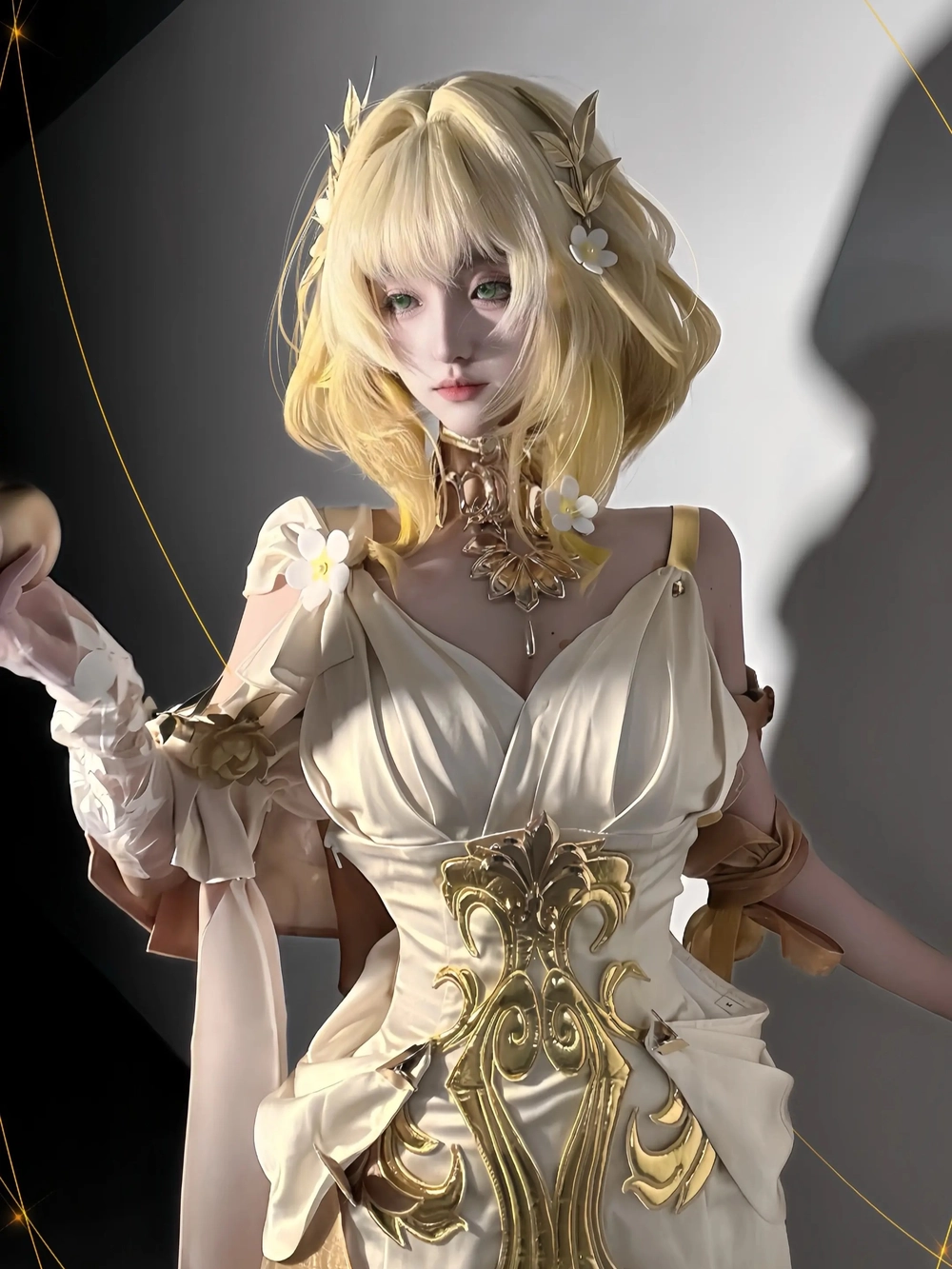 ảnh aglaea honkai star rail cosplay