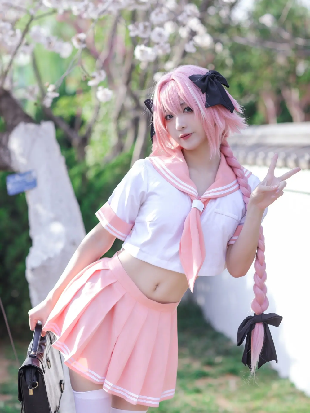 ảnh cosplay Astolfo dễ thương
