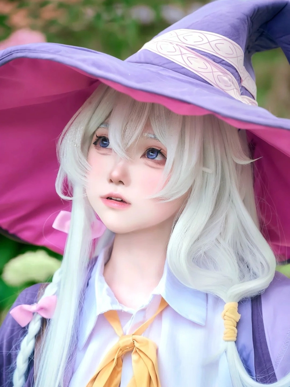 Ảnh cosplay anime elaina nghệ thuật