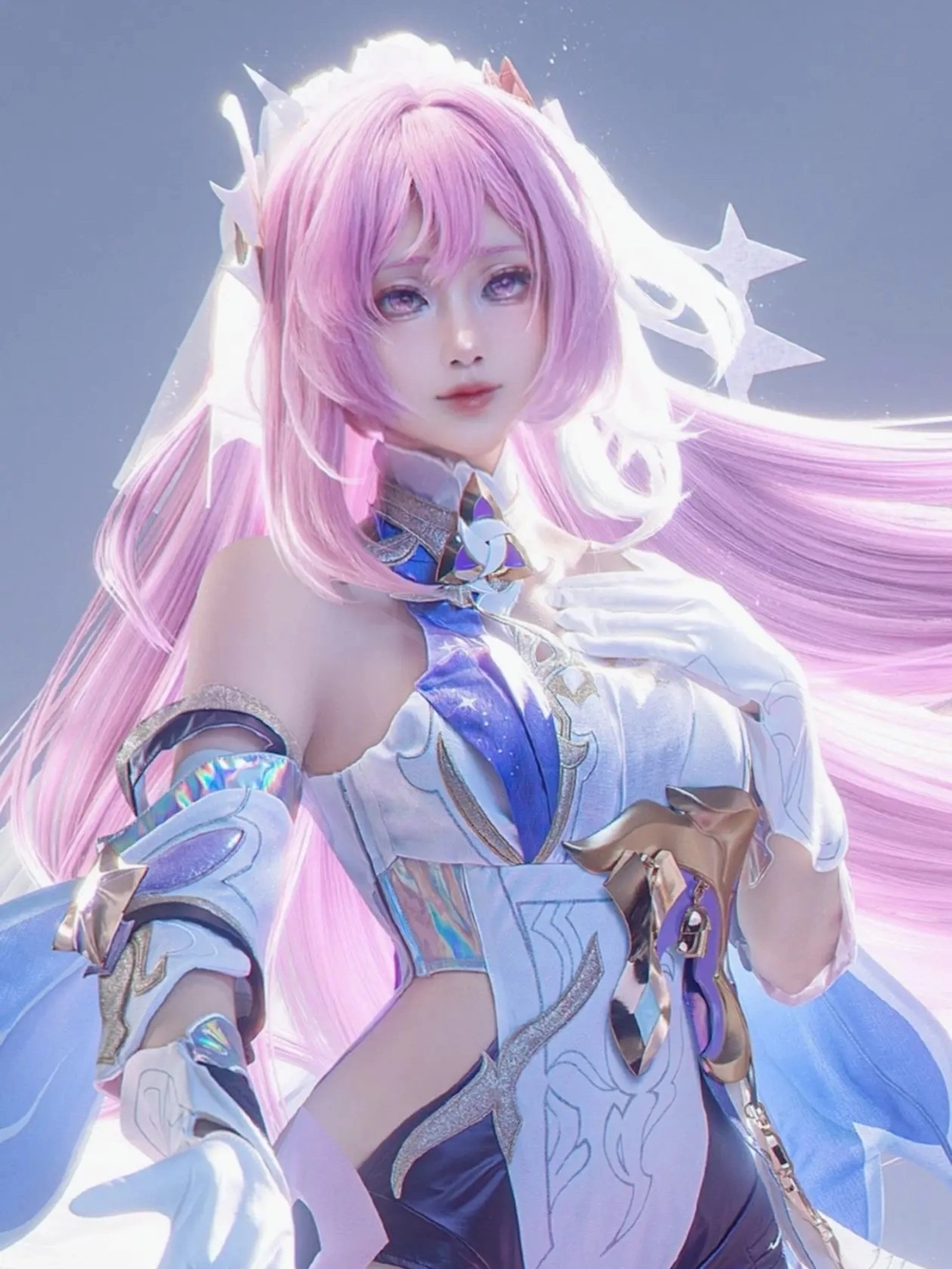 elysia cosplay cực kỳ nổi bật