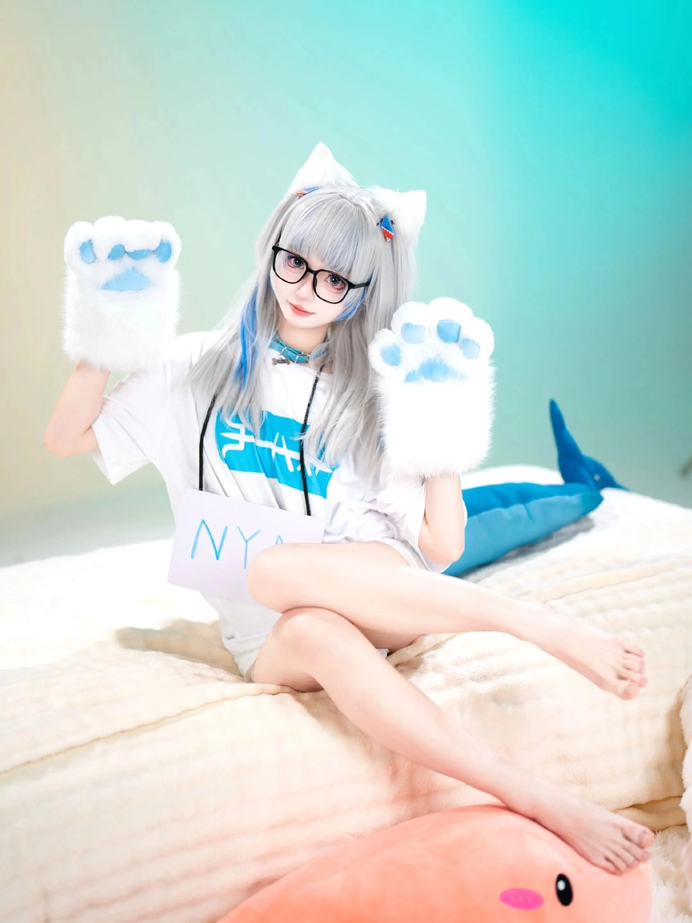 Cosplay Gura đáng yêu