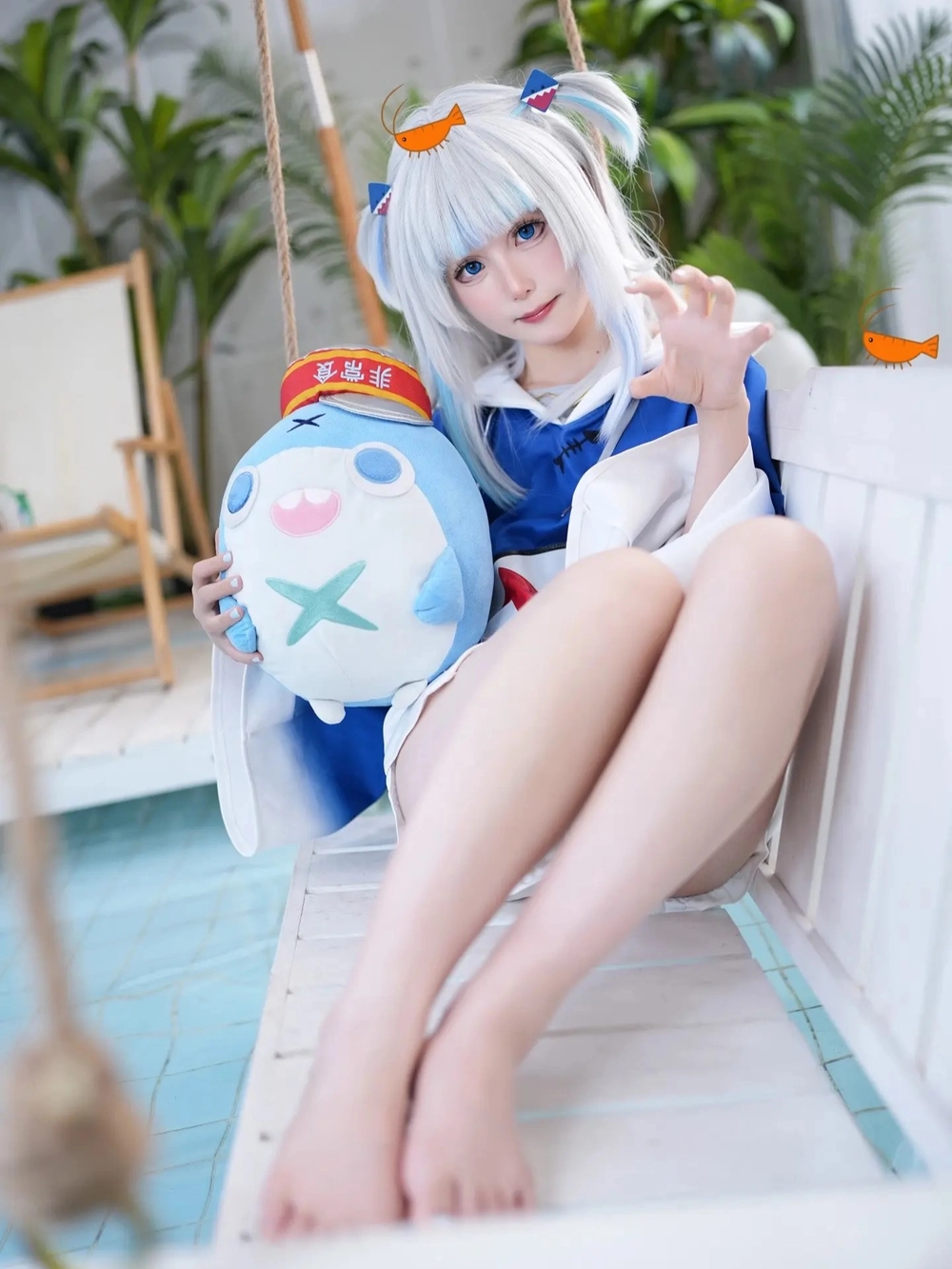 Hình cosplay Gura cá mập