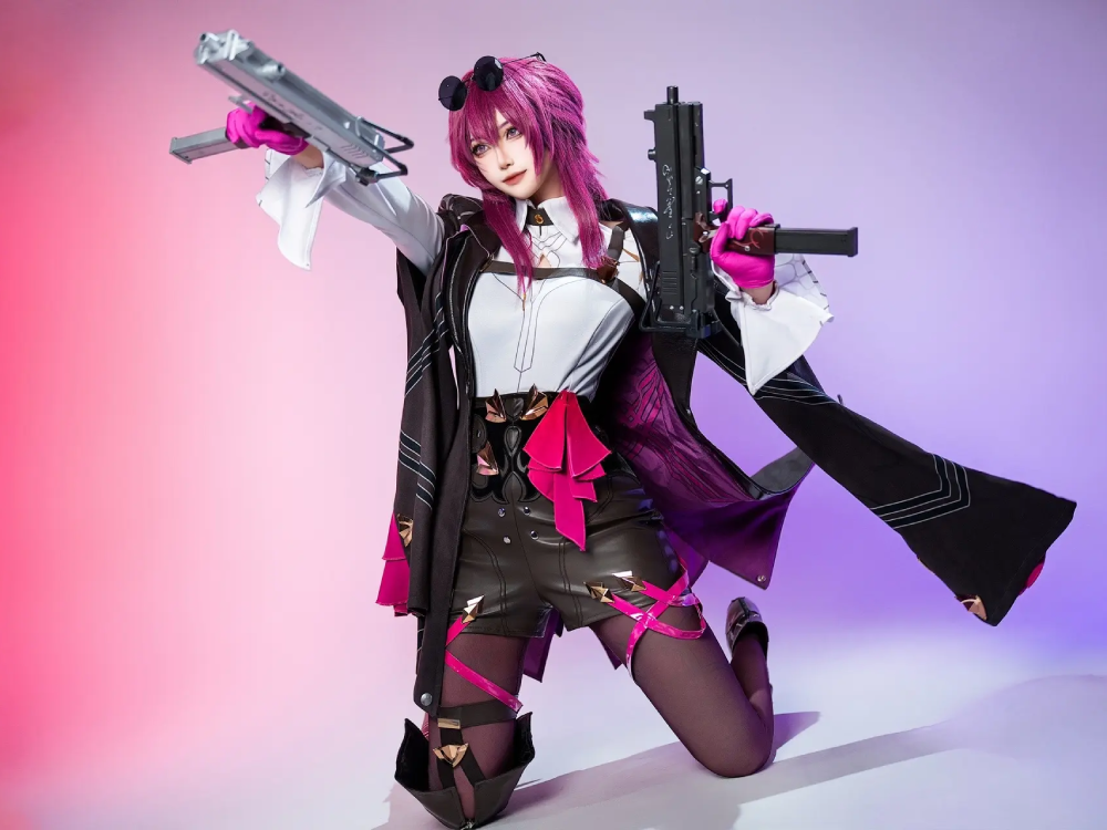 cosplay kafka đẹp nhất trong honkai star rail