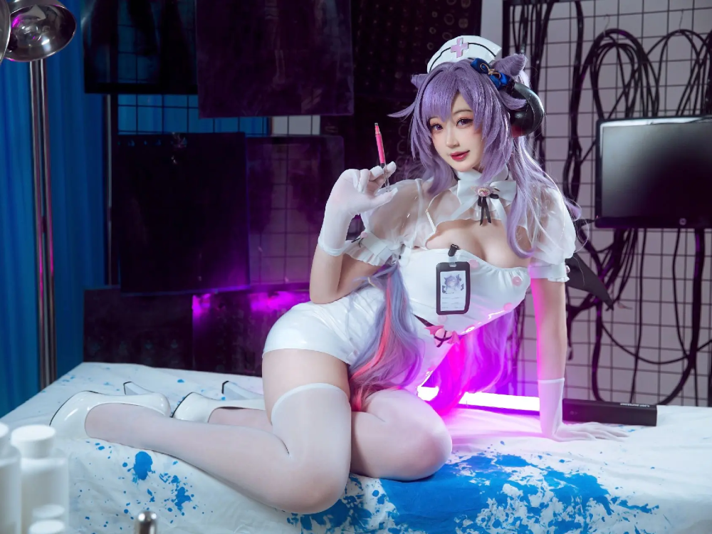 cosplayer keqing style hiện đại