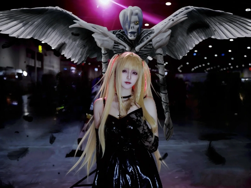 hình ảnh misa cosplay phong cách dark lolita