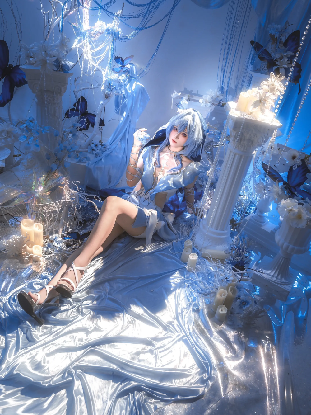 ảnh Shorekeeper cosplay WuWa