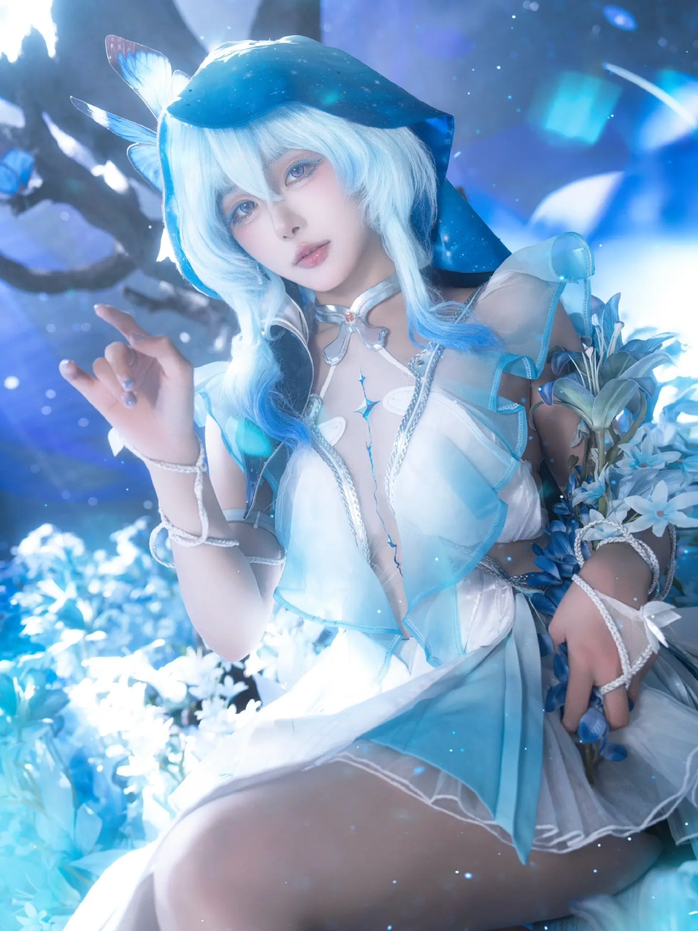 hình cosplay nhân vật Shorekeeper