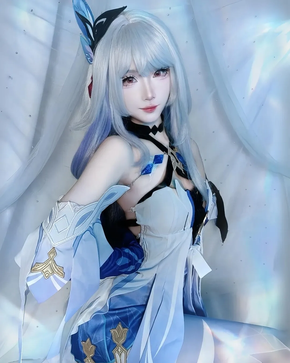 skirk cosplay ảnh ngoài trời