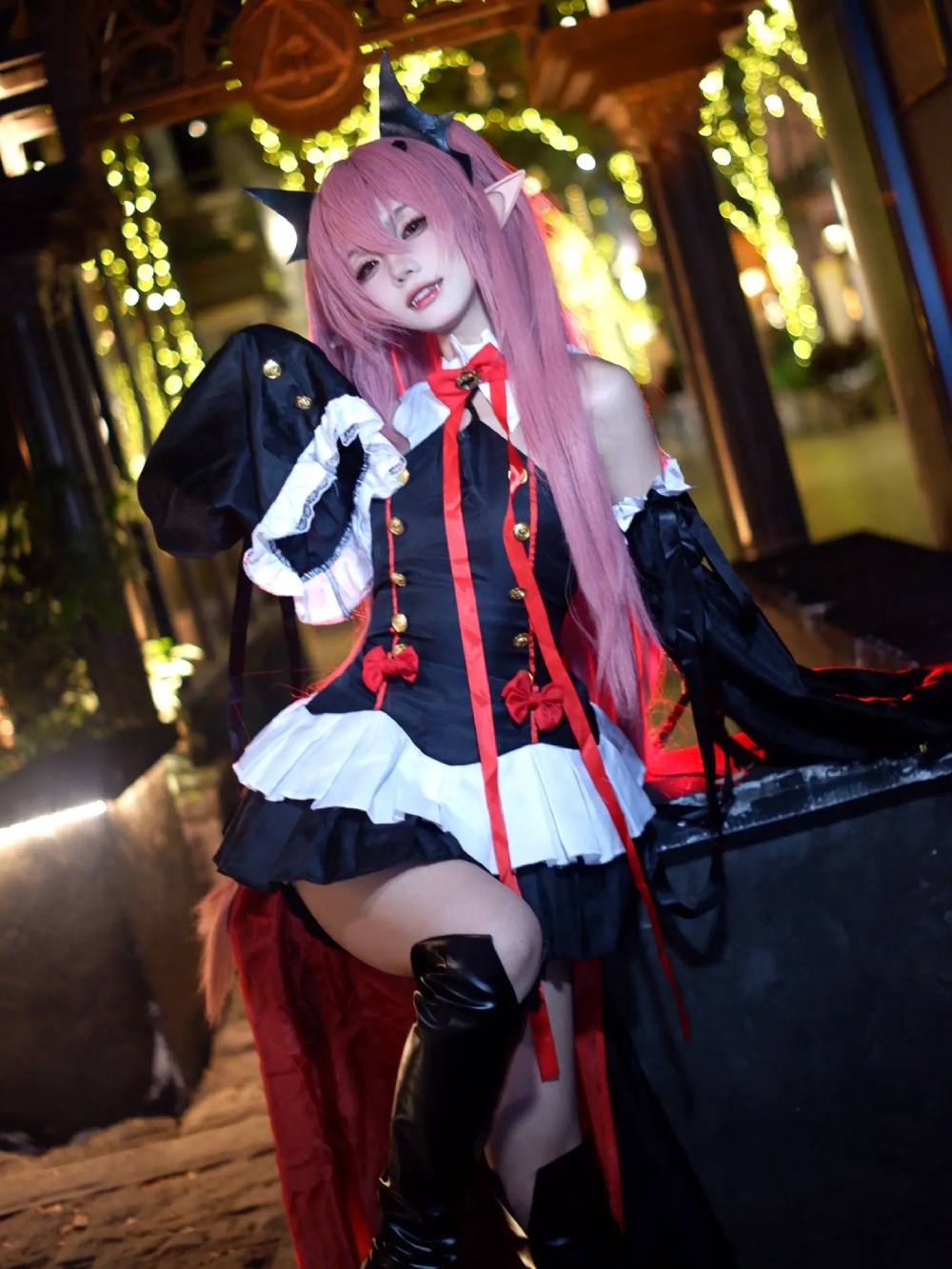 cosplay Krul Tepes ngoài trời
