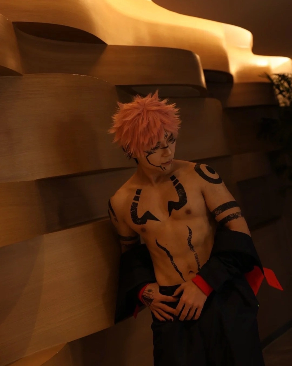 sukuna cosplay tái hiện nhân vật