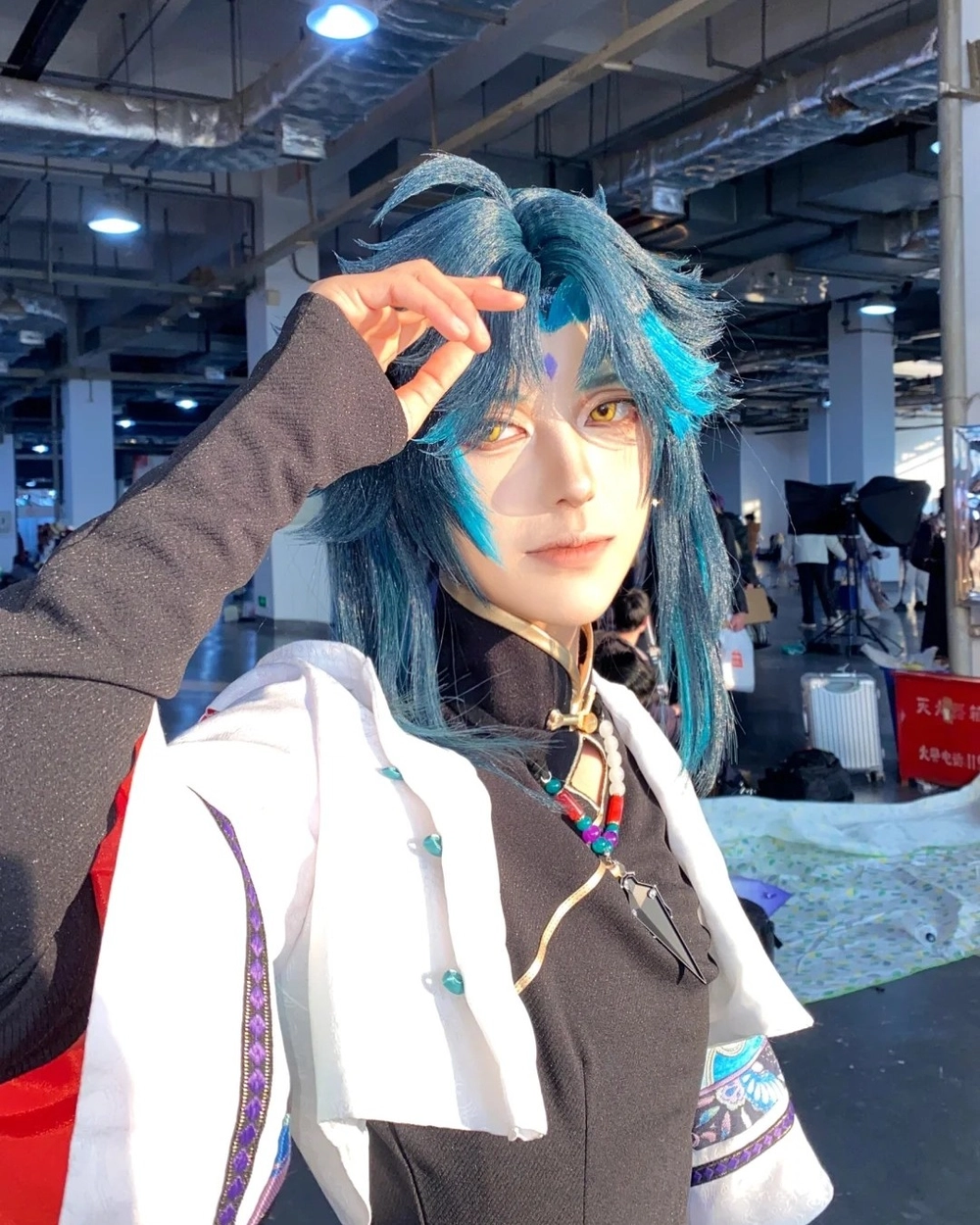 ảnh xiao cosplay góc nghiêng