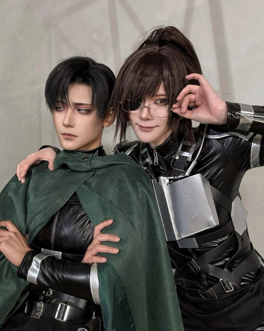 cosplay attack on titan ngoài trời