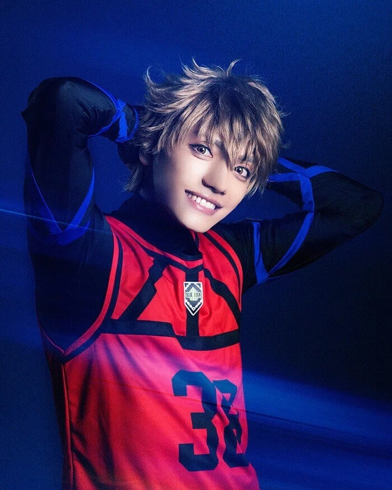 cosplay blue lock tạo dáng đẹp