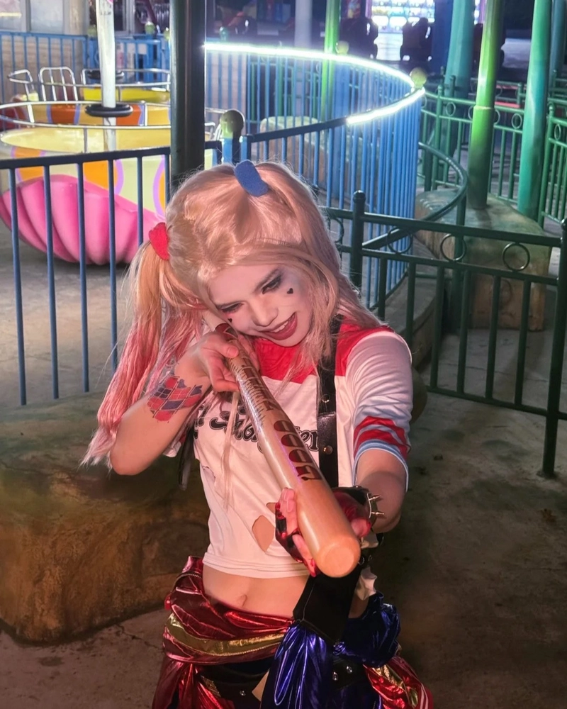 cosplay harley quinn ngoài trời