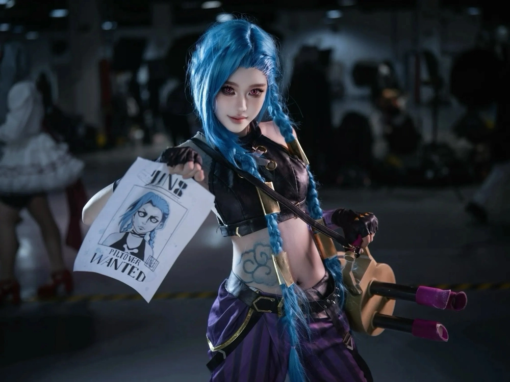 cosplay jinx quyến rũ và mạnh mẽ