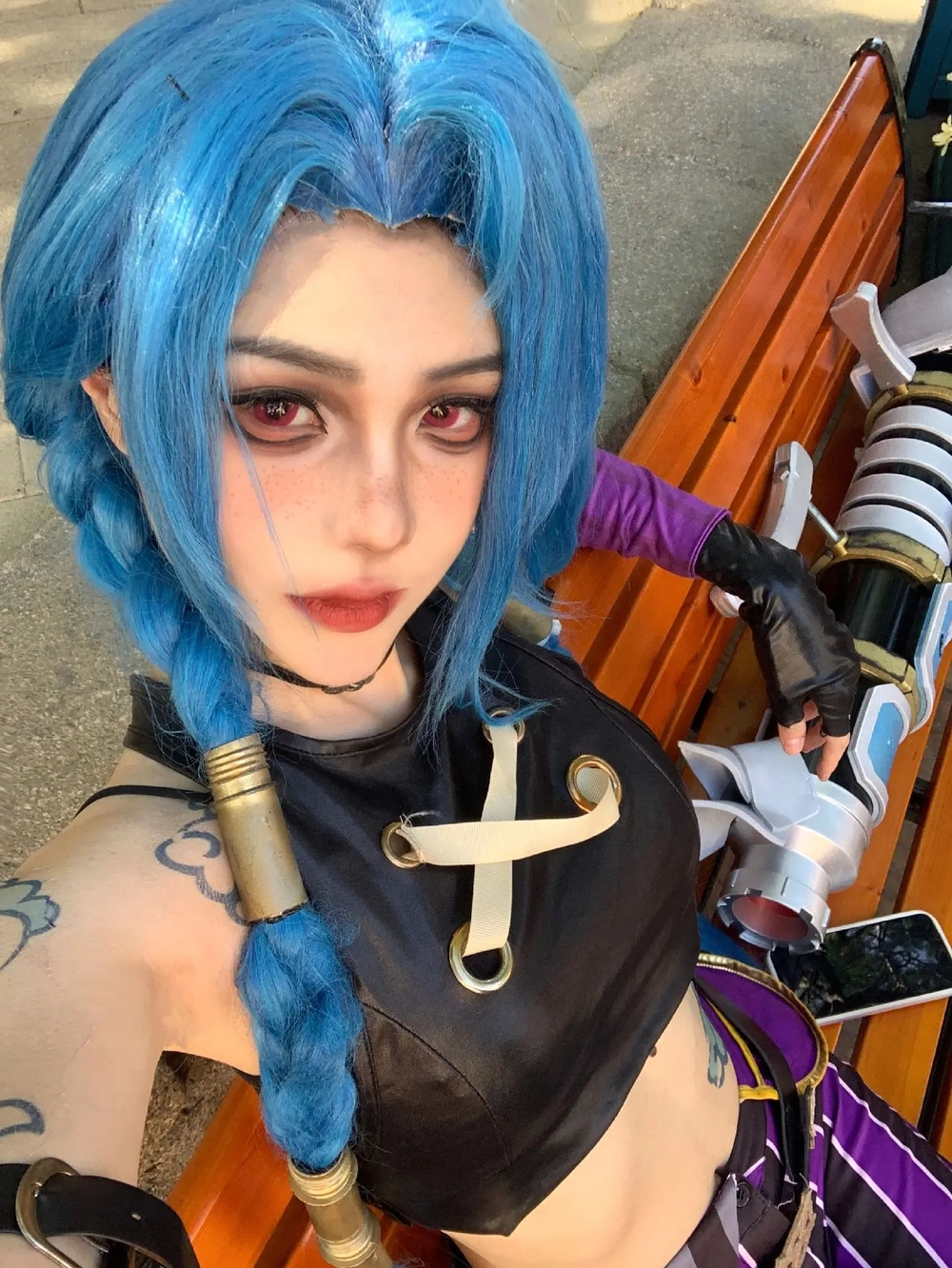 cosplay jinx tóc xanh