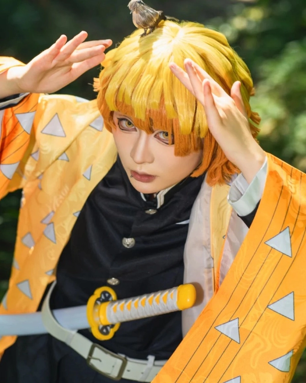 cosplay zenitsu đậm chất nhật bản