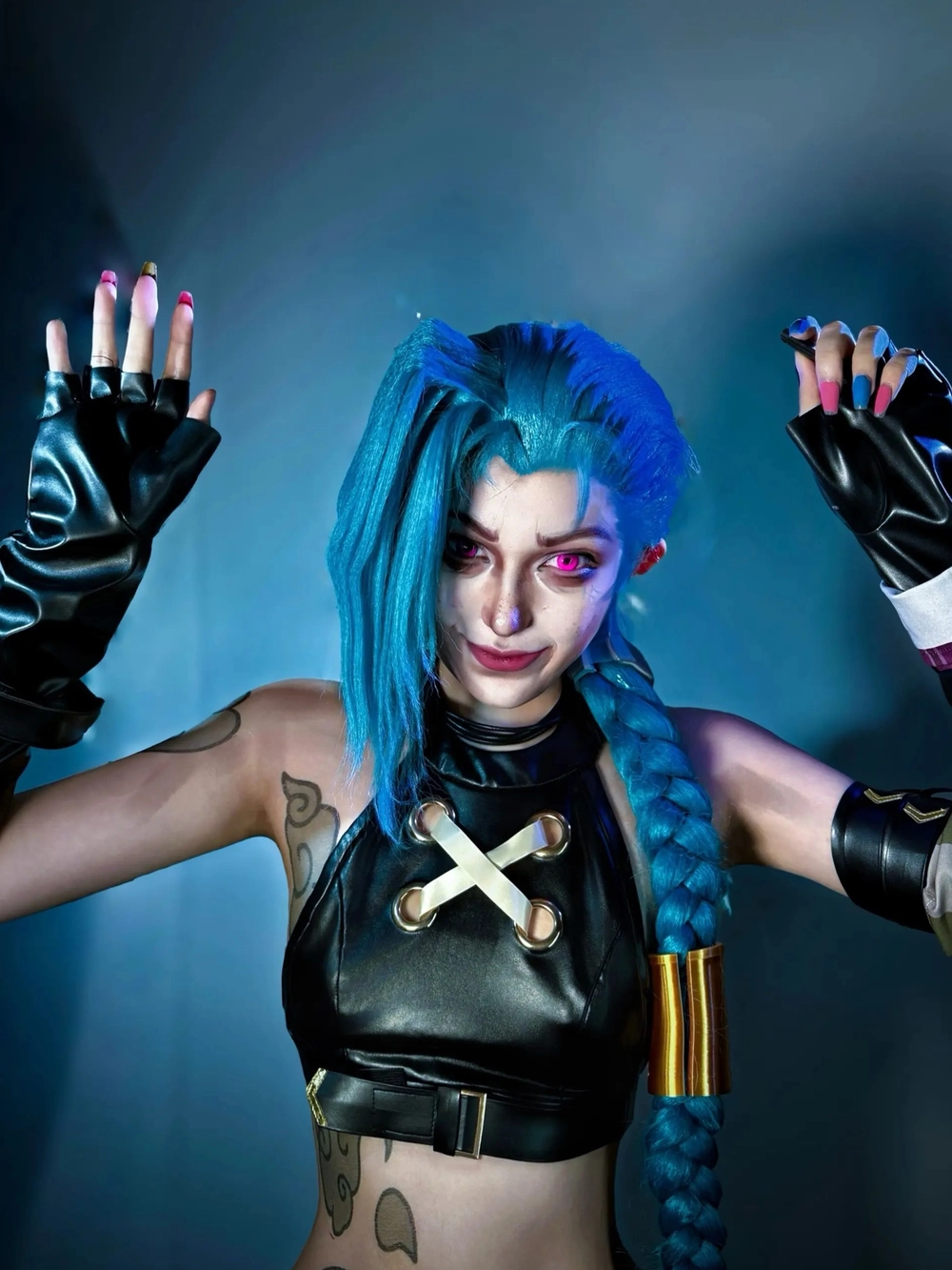 hình cosplay jinx cá tính