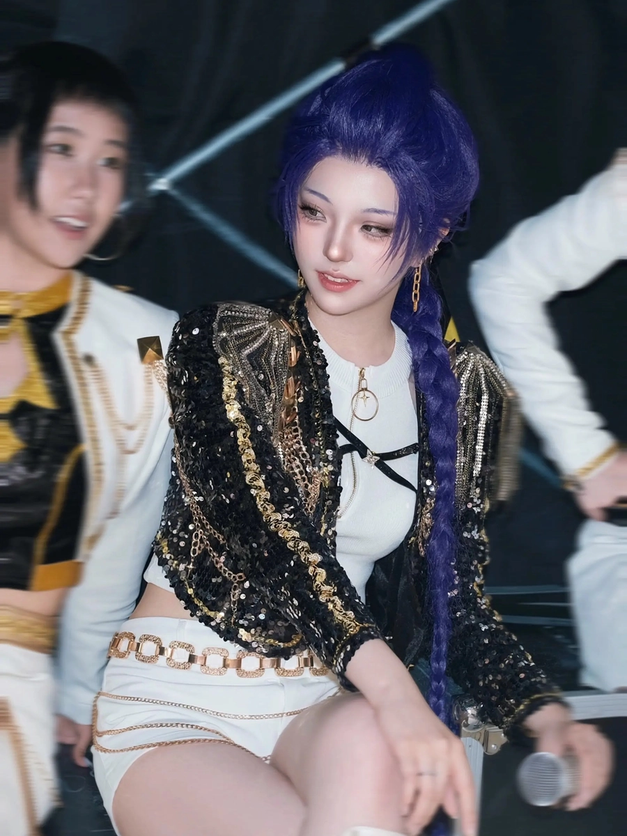 160+ Rumi cosplay gây ấn tượng mạnh với visual nổi bật